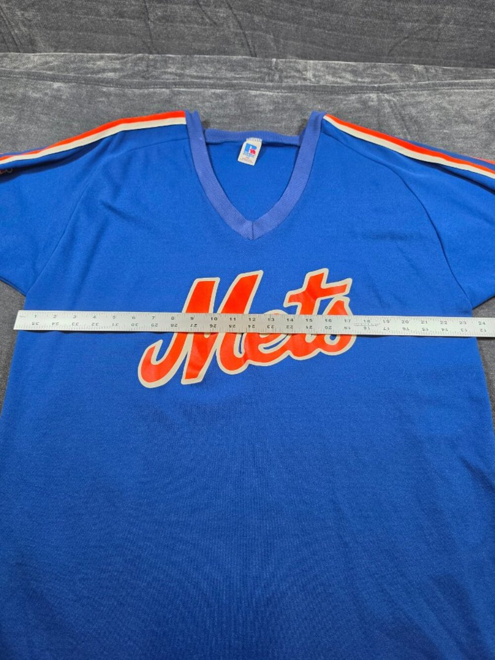 Mets Blue V-Neck T-Shirt - Picture 6 of 8